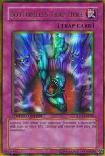 Bottomless Trap Hole (GLD2-EN045) [Gold Series 2009]