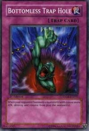 Bottomless Trap Hole (SDDE-EN032) [Structure Deck: The Dark Emperor]